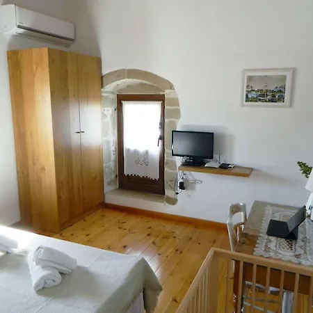 Ancient Retreat With 2-Storey Tower Gym Garden *