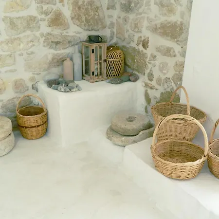 Ancient Retreat With 2-Storey Tower Gym Garden Faneromeni (Crete)